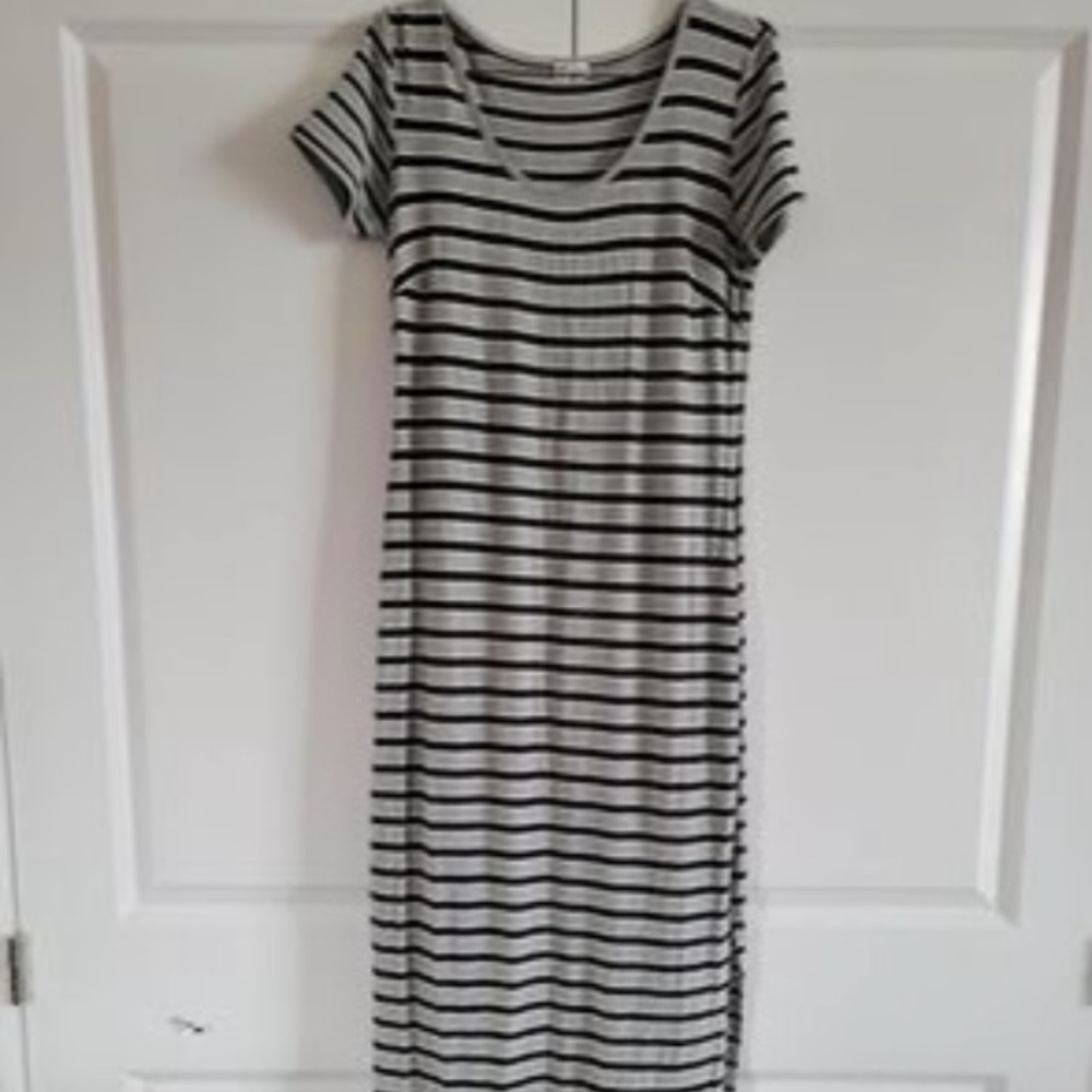Thyme Maternity Dress